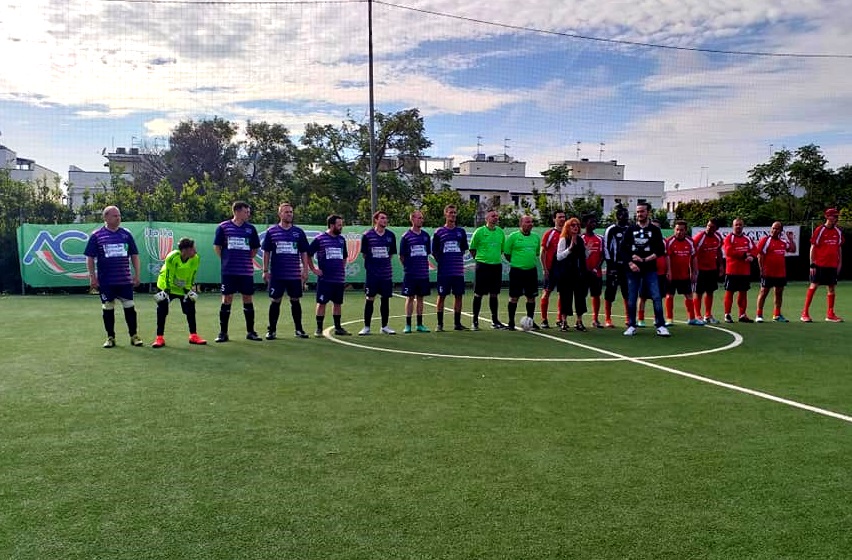 LECCE, CALA IL SIPARIO SU "LA TESTA NEL PALLONE"