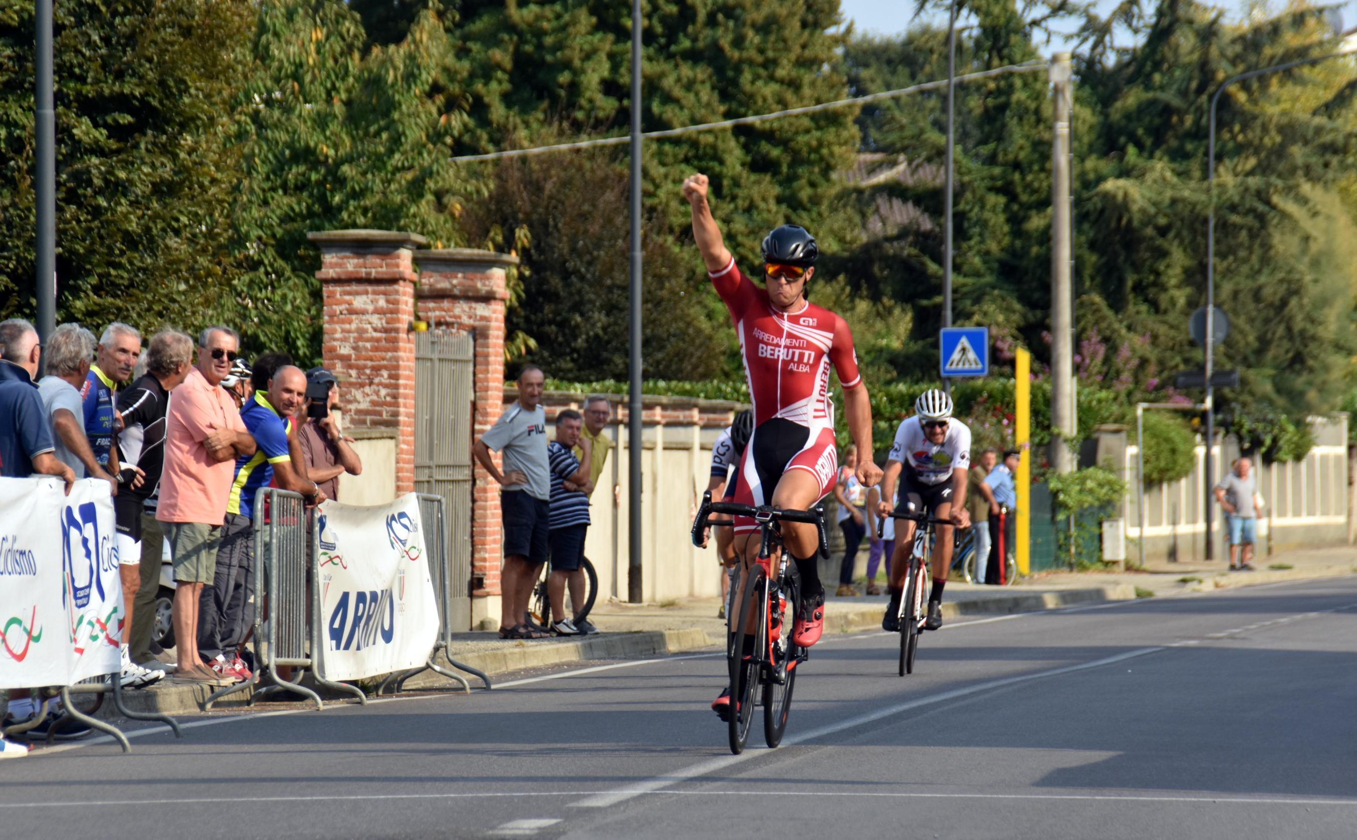 CICLISMO: MOSTACCIOLI E FERRACIN NELLA CLASSICA DELLA MENTA
