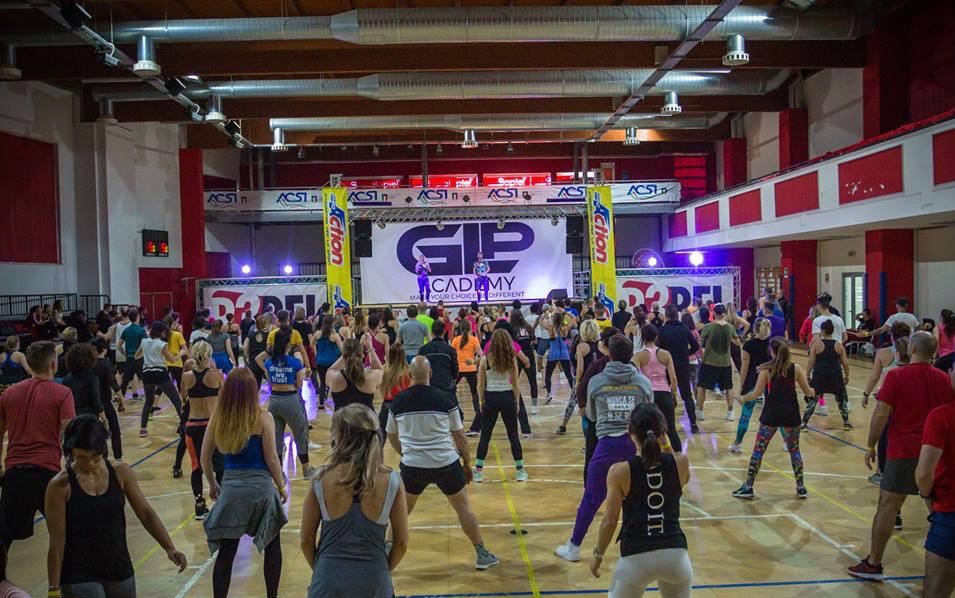NAPOLI, EMOJI CONVENTION: 3 GIORNI DEDICATI AL FITNESS
