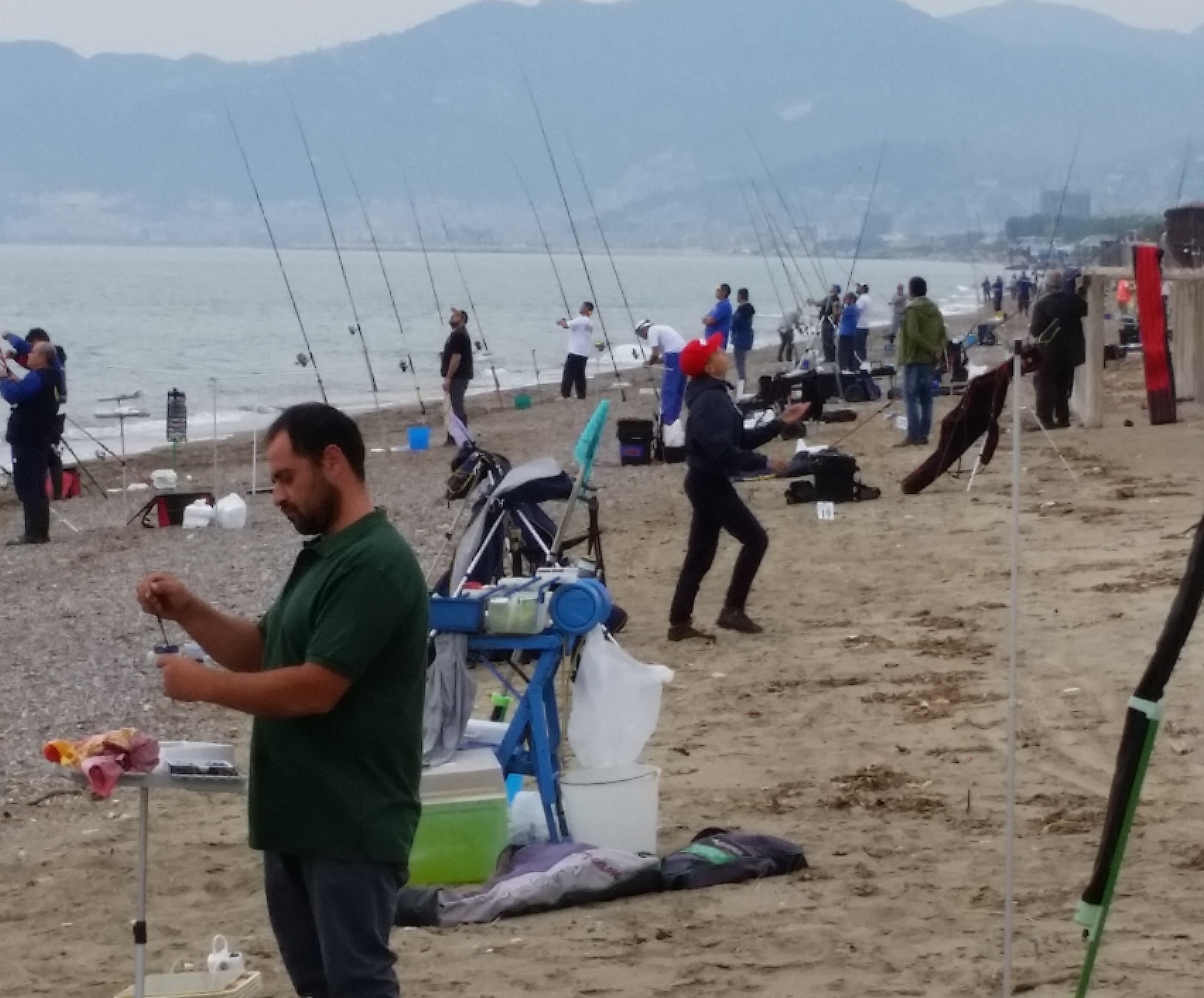 SALERNO, GRANDE SUCCESSO DELLA 4^ EDIZIONE DEL TROFEO DI SURFCASTING A COPPIA
